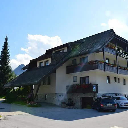 Bed & Breakfast Livada 3*